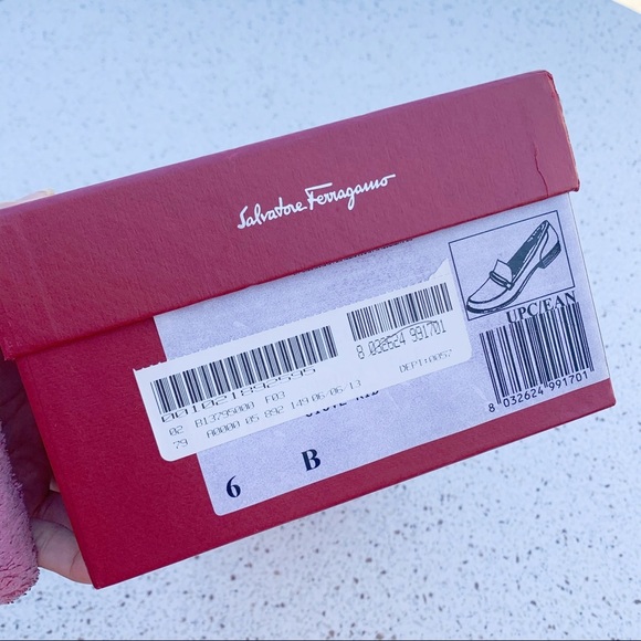 NIB Salvatore Ferragamo 2-tone Leather Moccasin - Picture 6 of 6